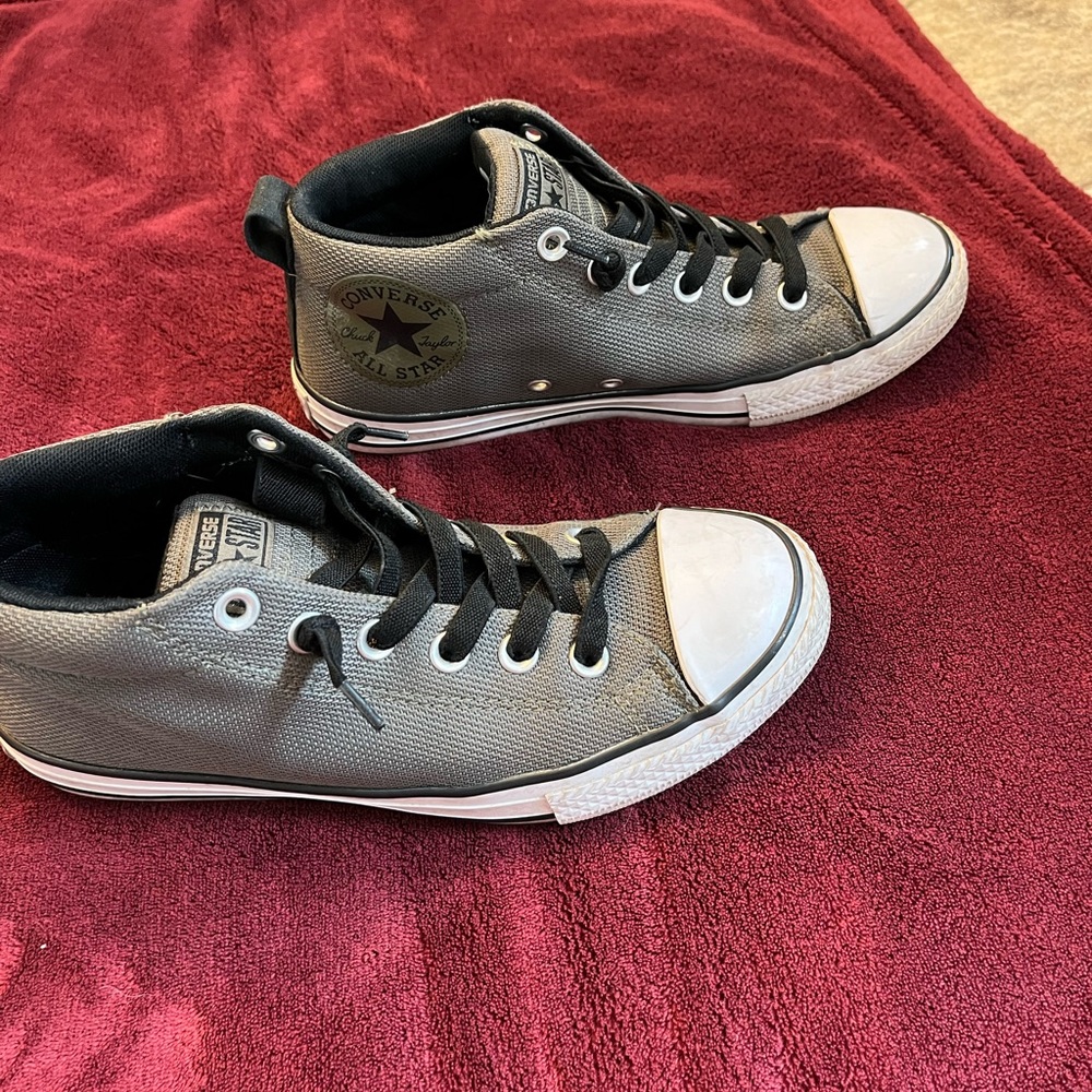 Big kids converse